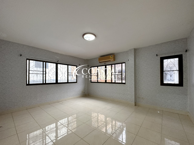 Townhouse For Sale Naklua