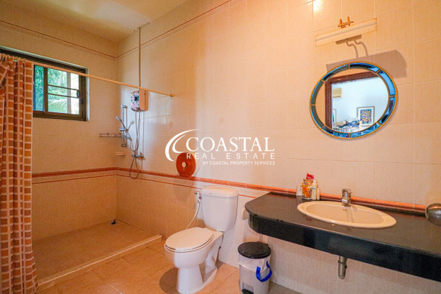 House For Sale And Rent East Pattaya