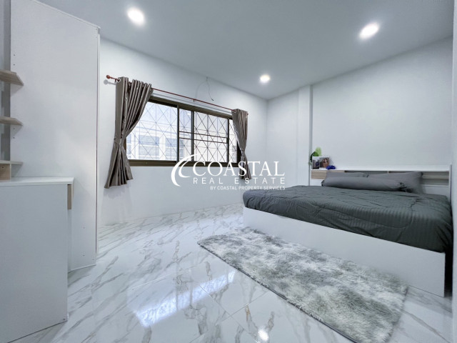Townhouse For Sale Nong Palai