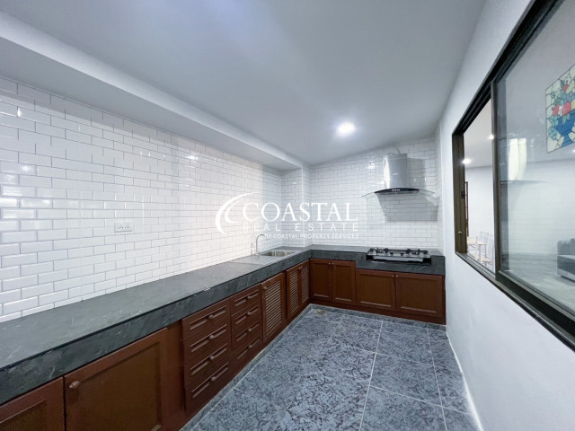 Townhouse For Sale Nong Palai