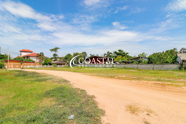 ที่ดินสำหรับขายที่นาจอมเทียน
