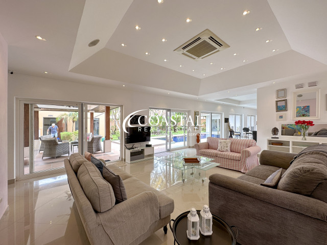 House For Rent Mabprachan/Pong