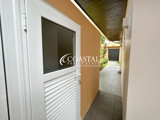 House For Rent Mabprachan/Pong