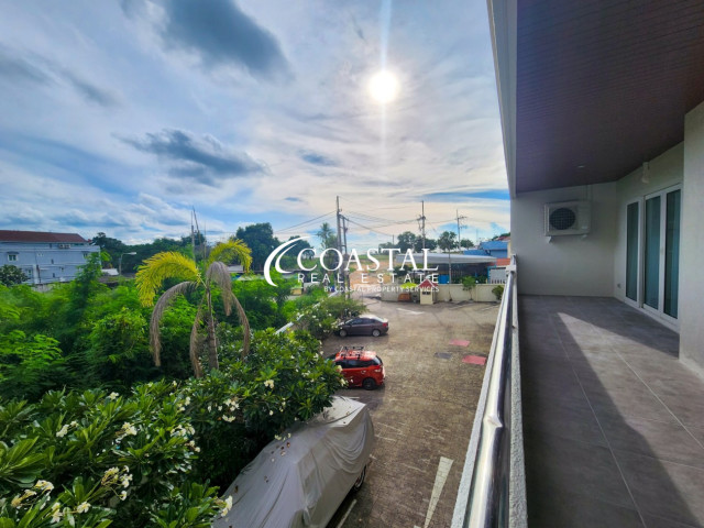 คอนโดสำหรับขายหรือเช่าที่นาจอมเทียน