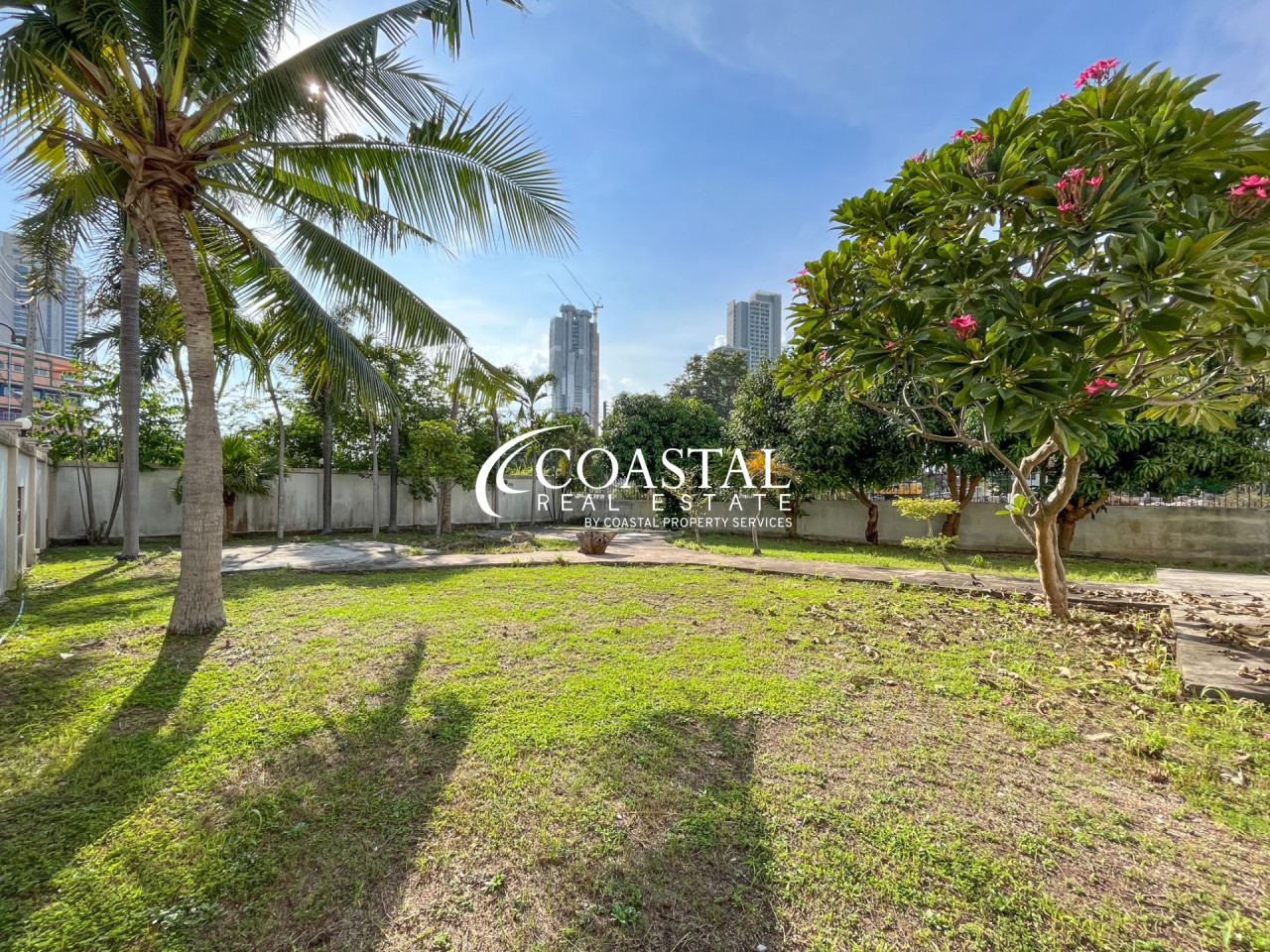 ที่ดินสำหรับขายที่วงศ์อมาตย์