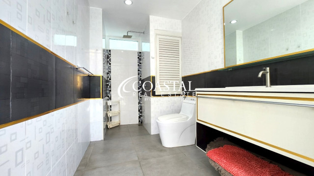 Townhouse For Rent Na-Jomtien