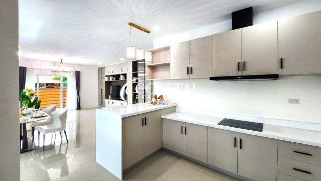 House For Sale East Pattaya