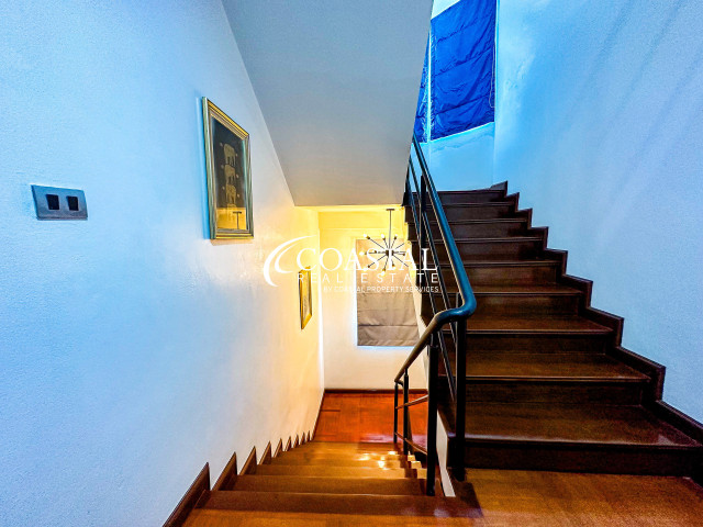 House For Sale And Rent East Pattaya