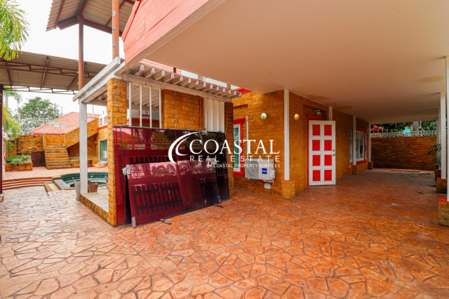 House For Sale And Rent Mabprachan/Pong