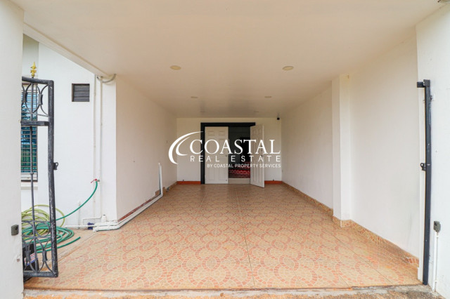 อสังหาริมทรัพย์เชิงพาณิชย์สำหรับขายหรือเช่าที่มาบประชัน/โป่ง