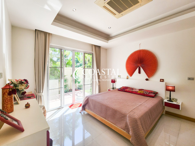 House For Sale Mabprachan/Pong