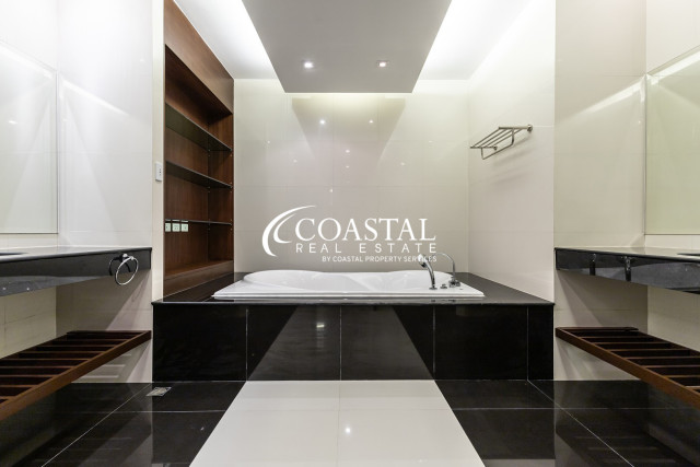 Condo For Sale Na-Jomtien