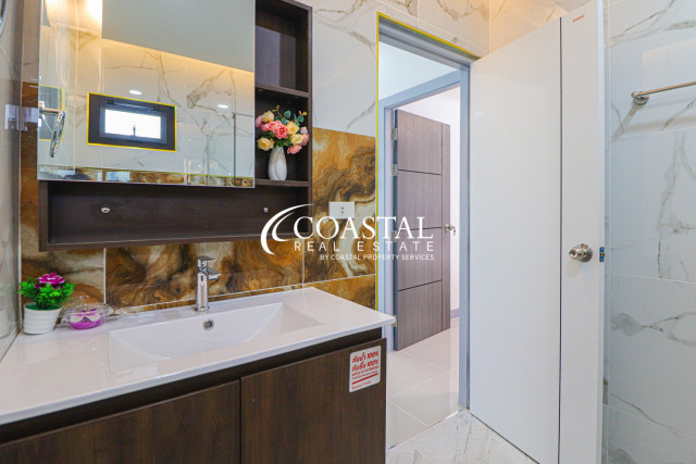 House For Sale Mabprachan/Pong