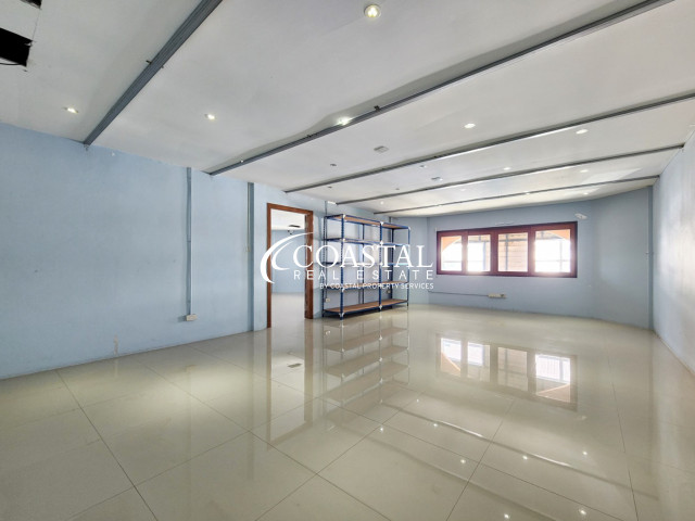 อสังหาริมทรัพย์เชิงพาณิชย์สำหรับขายหรือเช่าที่พัทยากลาง