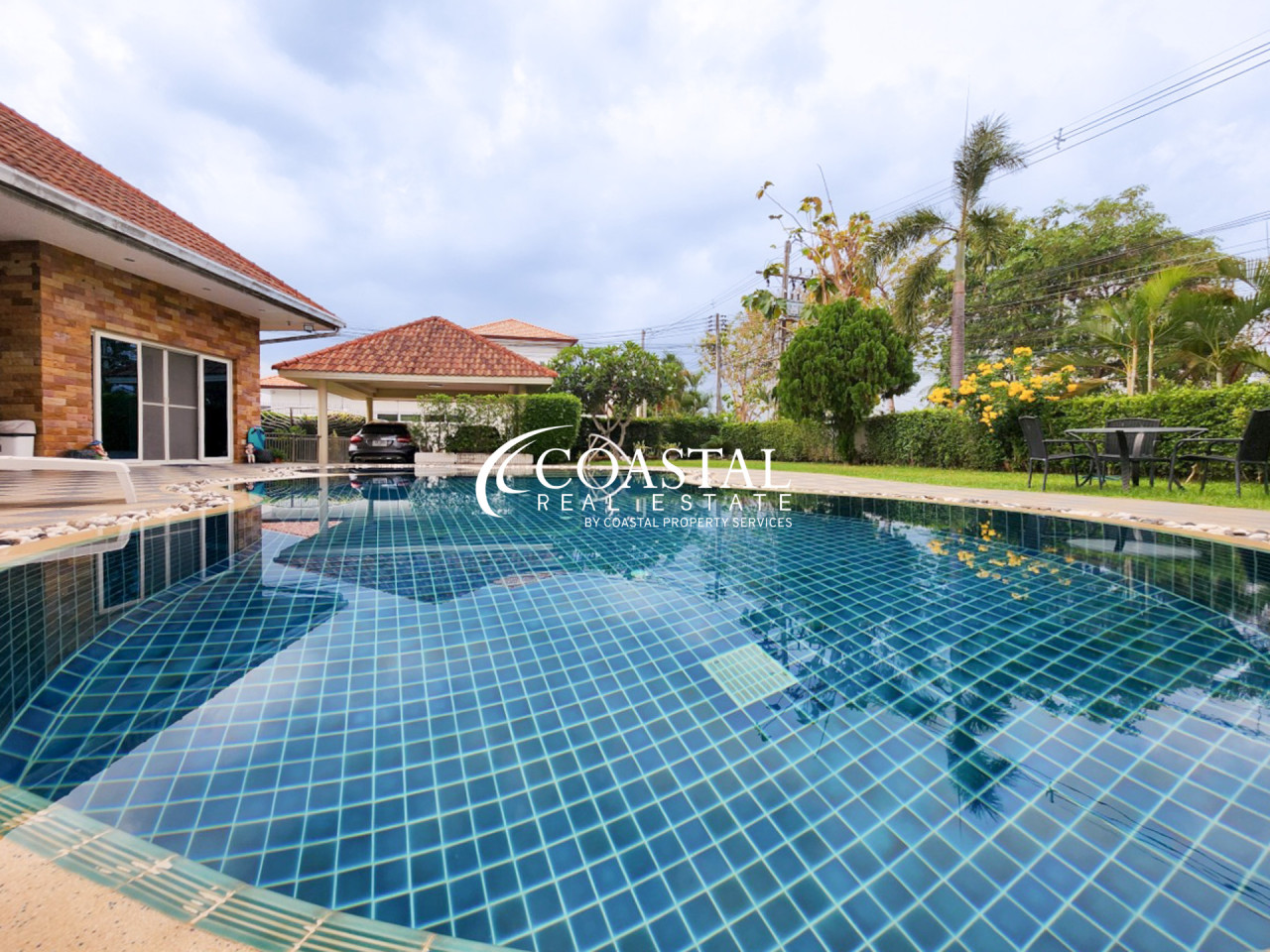 House For Sale Mabprachan/Pong
