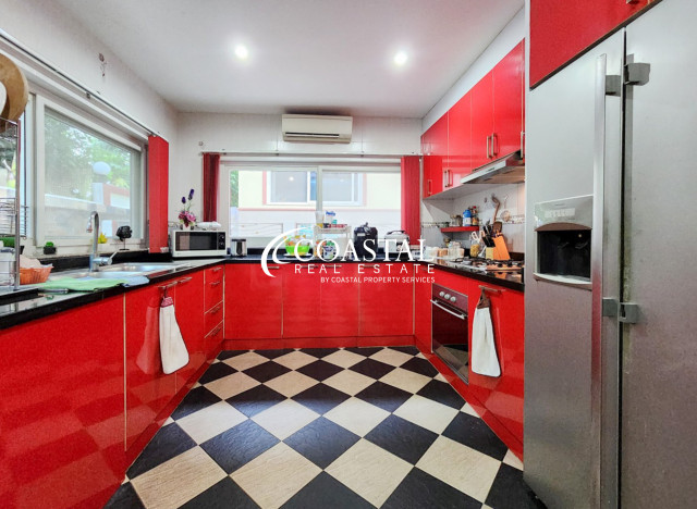 House For Sale Mabprachan/Pong