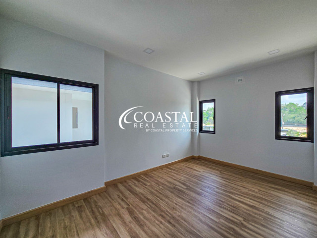 House For Sale Mabprachan/Pong