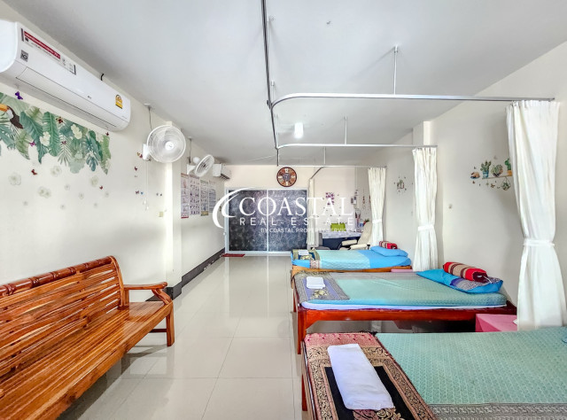 Commercial For Sale East Pattaya