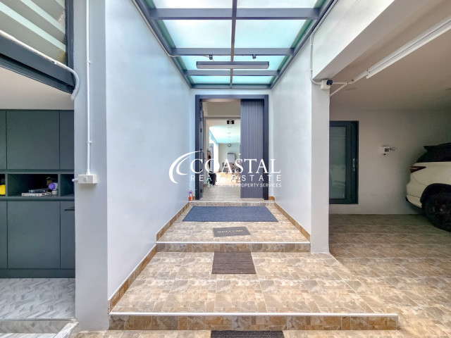 House For Sale Mabprachan/Pong