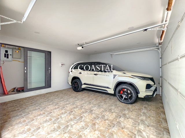 House For Sale Mabprachan/Pong