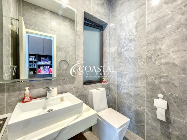 House For Sale Mabprachan/Pong