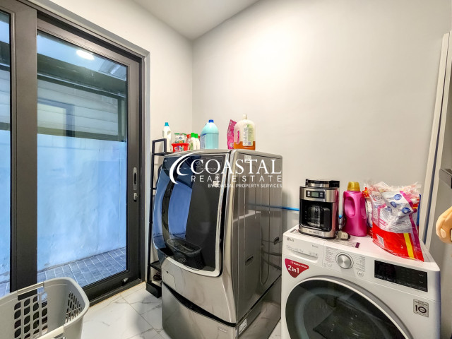 House For Sale Mabprachan/Pong