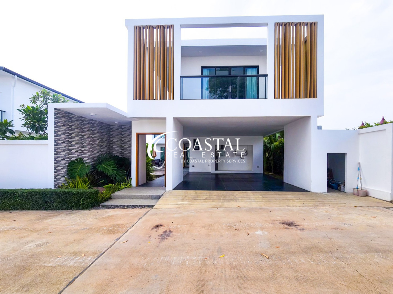 House For Sale Mabprachan/Pong