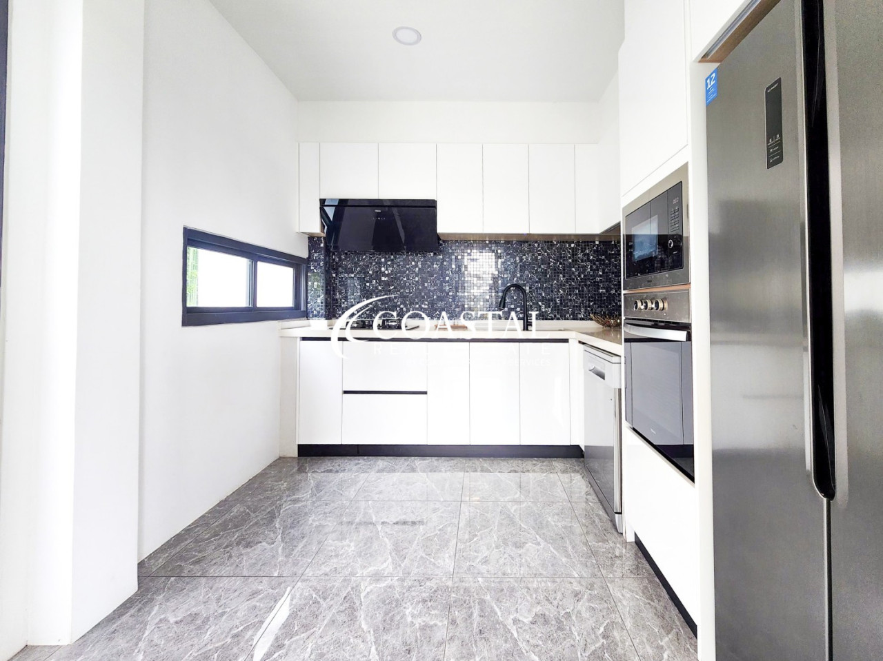 House For Sale Mabprachan/Pong