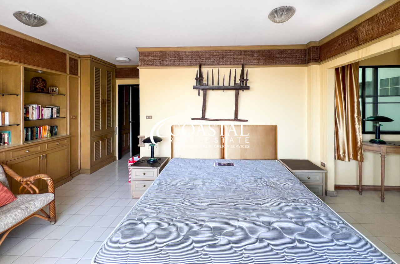 ทาวน์เฮ้าส์สำหรับขายที่จอมเทียน