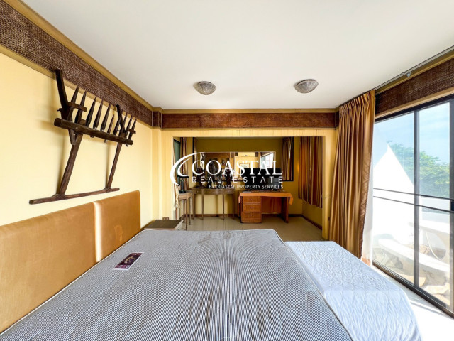 ทาวน์เฮ้าส์สำหรับขายที่จอมเทียน