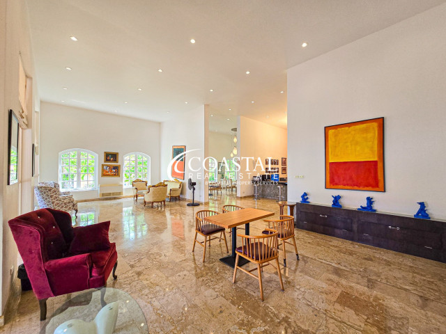 อสังหาริมทรัพย์เชิงพาณิชย์สำหรับขายที่นาจอมเทียน