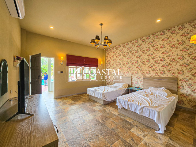 อสังหาริมทรัพย์เชิงพาณิชย์สำหรับขายที่นาจอมเทียน