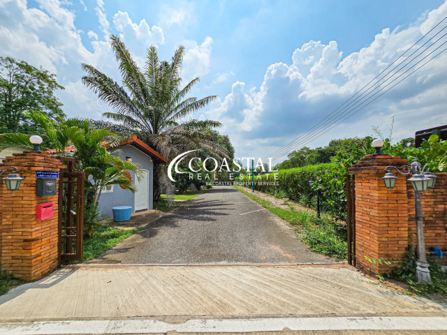 อสังหาริมทรัพย์เชิงพาณิชย์สำหรับขายที่นาจอมเทียน