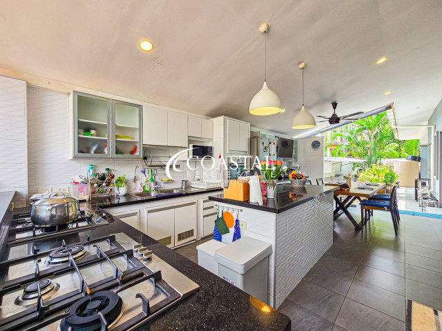 House For Sale And Rent Mabprachan/Pong