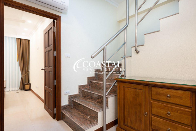 อสังหาริมทรัพย์เชิงพาณิชย์สำหรับขายที่พระตำหนัก