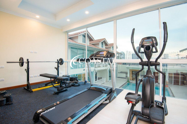 อสังหาริมทรัพย์เชิงพาณิชย์สำหรับขายที่พระตำหนัก