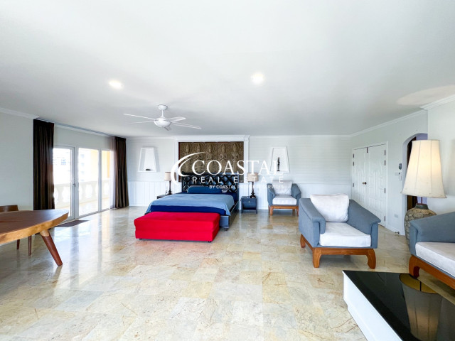 Condo For Sale Pratumnak