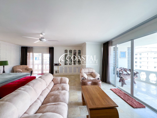 Condo For Sale Pratumnak