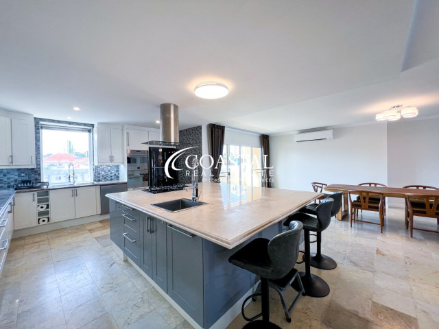 Condo For Sale Pratumnak