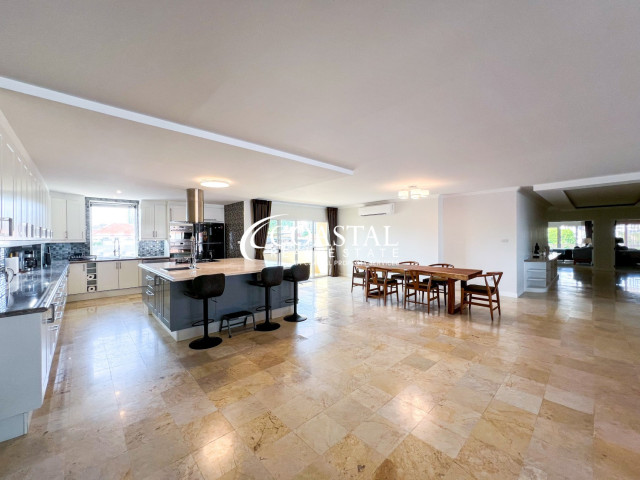 Condo For Sale Pratumnak