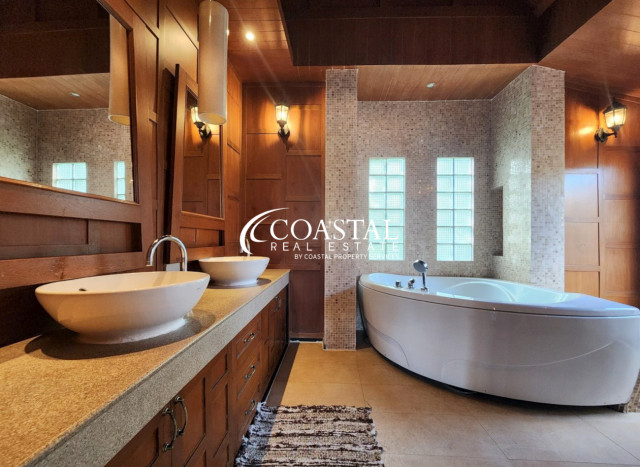 บ้านสำหรับขายหรือเช่าที่นาจอมเทียน