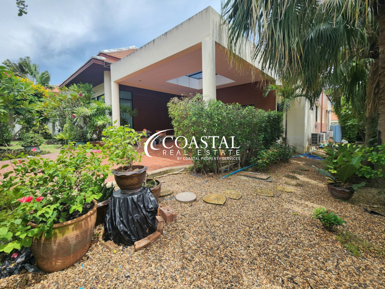 House For Sale And Rent East Pattaya