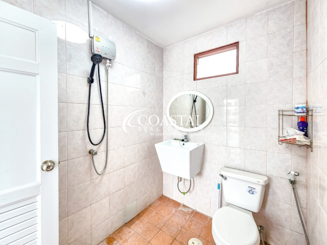 House For Sale Mabprachan/Pong
