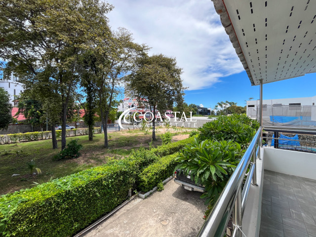 House For Sale Pratumnak