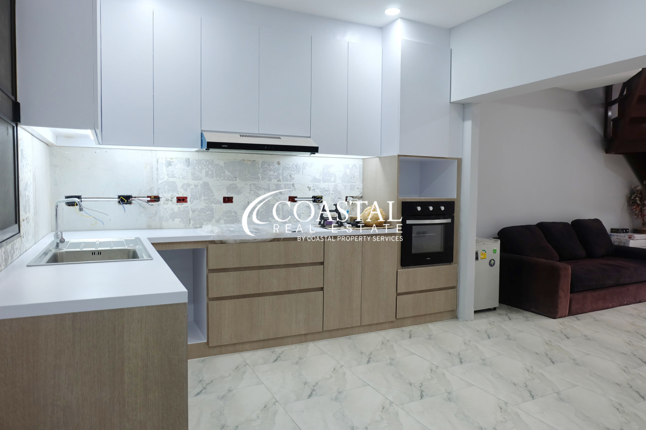 Townhouse For Sale East Pattaya