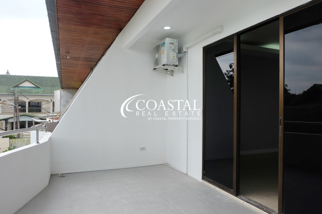 Townhouse For Sale East Pattaya