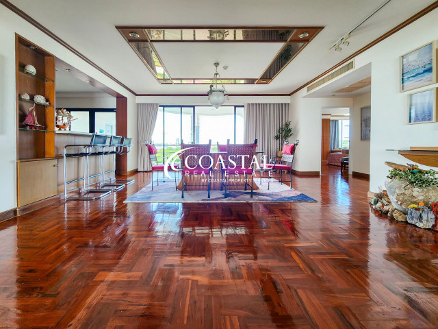 Condo For Rent Pratumnak