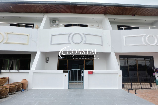 Townhouse For Sale East Pattaya