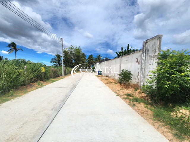 Land For Sale Mabprachan/Pong