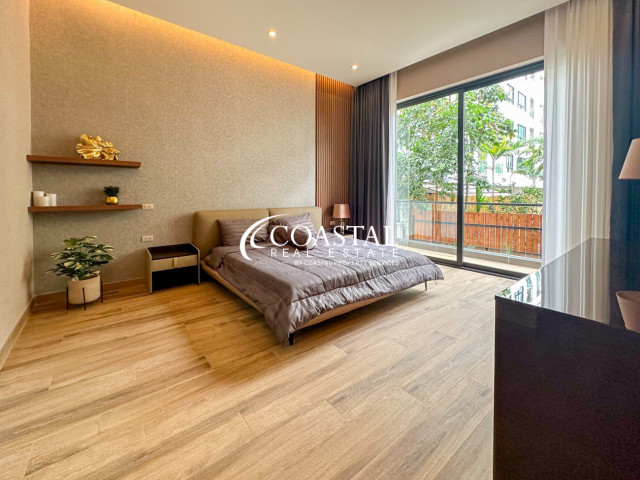 บ้านสำหรับขายที่พระตำหนัก